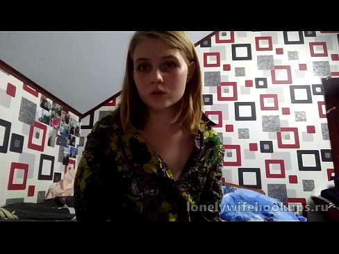 ❤️ Sinh viên trẻ tóc vàng đến từ Nga thích dicks lớn hơn. ️ Sex video tại chúng tôi ❌️❤